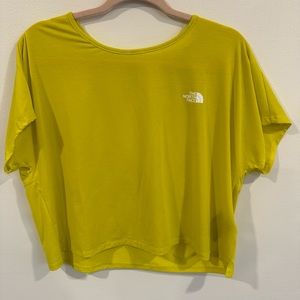 The NorthFace women’s top